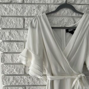 DKNY Pleated belted midi dress🤍💍